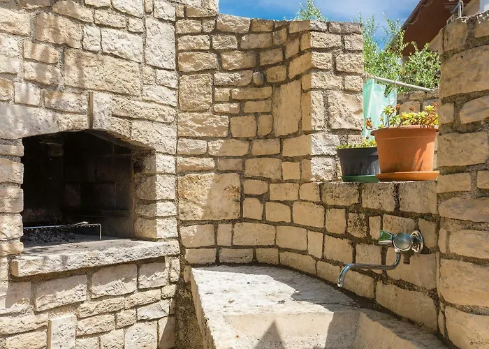 Semesterbostad Christa By Interhome