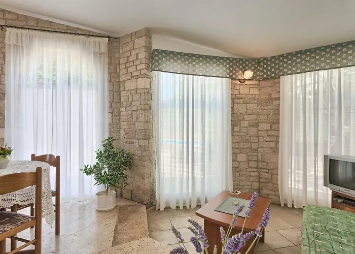 Christa By Interhome